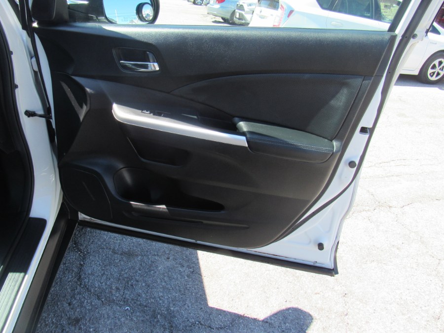 2015 Honda CR-V EX-L, available for sale in Worcester, Massachusetts | Hilario's Auto Sales Inc.. Worcester, Massachusetts 2015 Honda CR-V EX-L, available for sale in Worcester, Massachusetts | Hilario's Auto Sales Inc.. Worcester, Massachusetts
