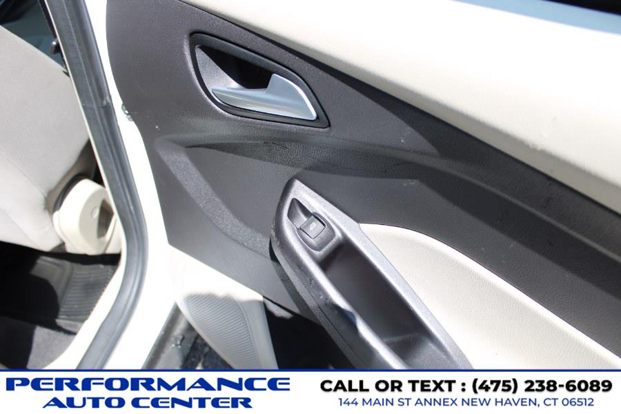 2013 Ford Focus 4dr Sdn SE, available for sale in New Haven, Connecticut | Performance Auto Sales LLC. New Haven, Connecticut 2013 Ford Focus 4dr Sdn SE, available for sale in New Haven, Connecticut | Performance Auto Sales LLC. New Haven, Connecticut