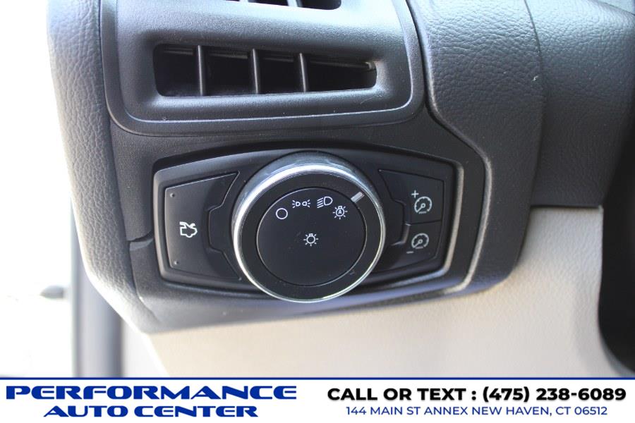 2013 Ford Focus 4dr Sdn SE, available for sale in New Haven, Connecticut | Performance Auto Sales LLC. New Haven, Connecticut 2013 Ford Focus 4dr Sdn SE, available for sale in New Haven, Connecticut | Performance Auto Sales LLC. New Haven, Connecticut