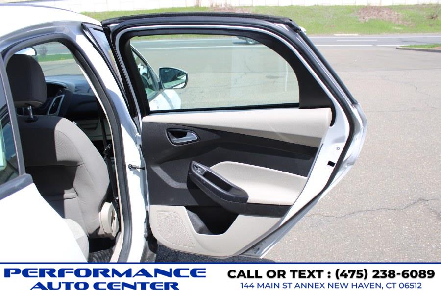 2013 Ford Focus 4dr Sdn SE, available for sale in New Haven, Connecticut | Performance Auto Sales LLC. New Haven, Connecticut 2013 Ford Focus 4dr Sdn SE, available for sale in New Haven, Connecticut | Performance Auto Sales LLC. New Haven, Connecticut
