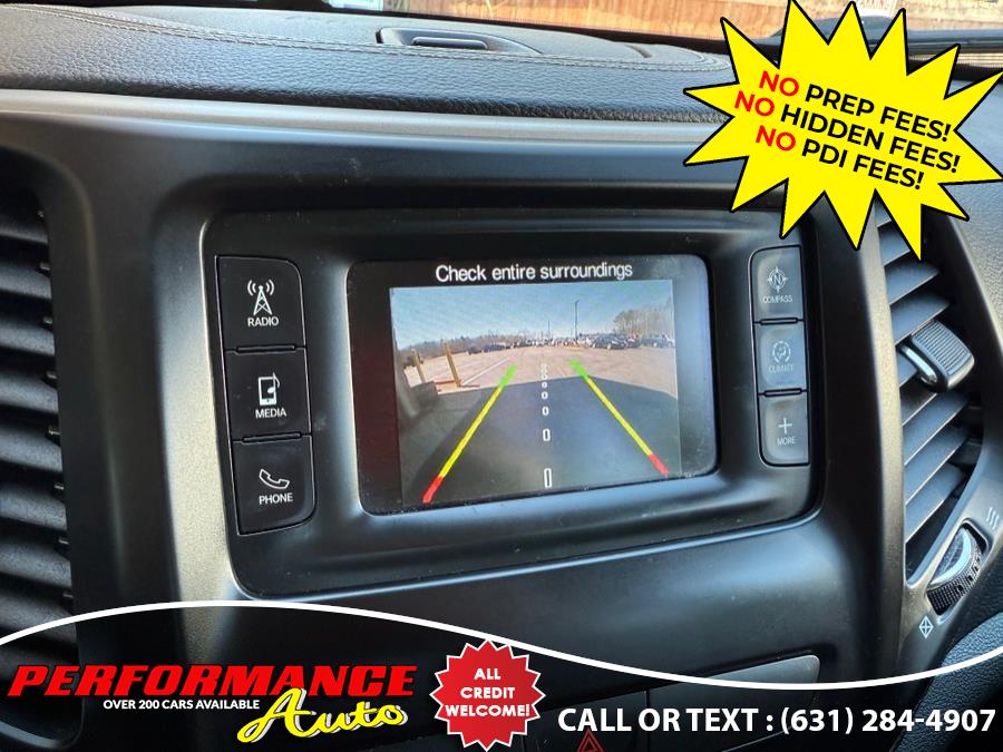 2015 Jeep Cherokee 4WD 4dr Latitude, available for sale in Bohemia, New York | Performance Auto Inc. Bohemia, New York 2015 Jeep Cherokee 4WD 4dr Latitude, available for sale in Bohemia, New York | Performance Auto Inc. Bohemia, New York