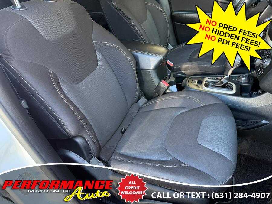 2015 Jeep Cherokee 4WD 4dr Latitude, available for sale in Bohemia, New York | Performance Auto Inc. Bohemia, New York 2015 Jeep Cherokee 4WD 4dr Latitude, available for sale in Bohemia, New York | Performance Auto Inc. Bohemia, New York