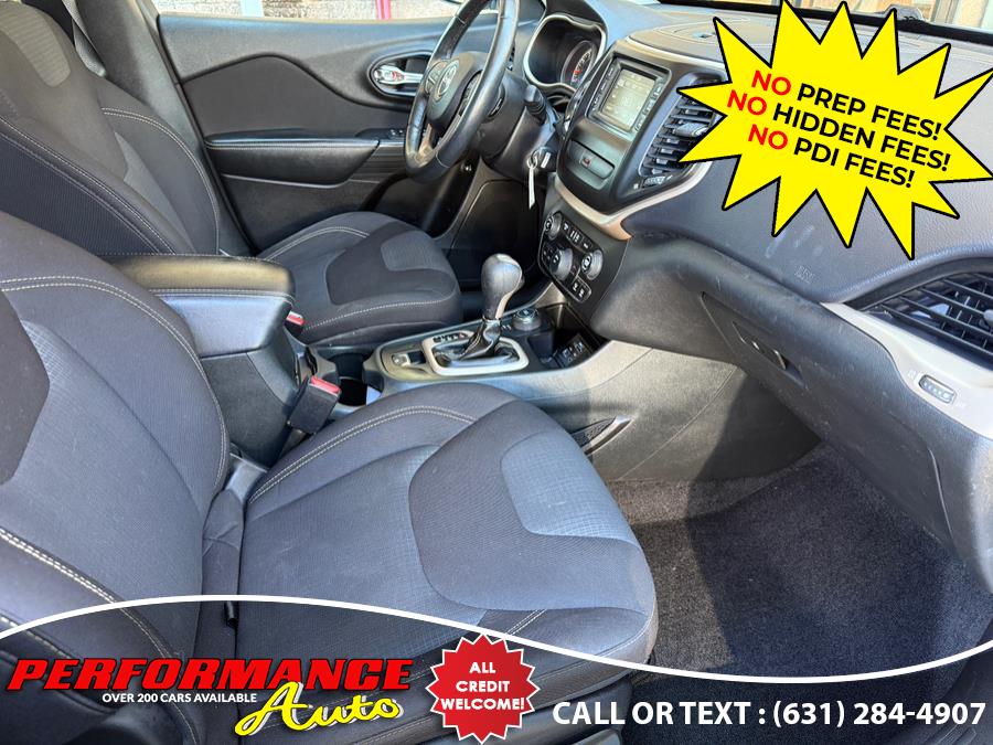 2015 Jeep Cherokee 4WD 4dr Latitude, available for sale in Bohemia, New York | Performance Auto Inc. Bohemia, New York 2015 Jeep Cherokee 4WD 4dr Latitude, available for sale in Bohemia, New York | Performance Auto Inc. Bohemia, New York