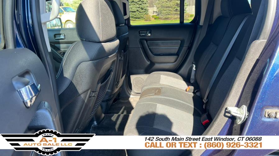 2007 HUMMER H3 4WD 4dr SUV, available for sale in East Windsor, Connecticut | A1 Auto Sale LLC. East Windsor, Connecticut 2007 HUMMER H3 4WD 4dr SUV, available for sale in East Windsor, Connecticut | A1 Auto Sale LLC. East Windsor, Connecticut