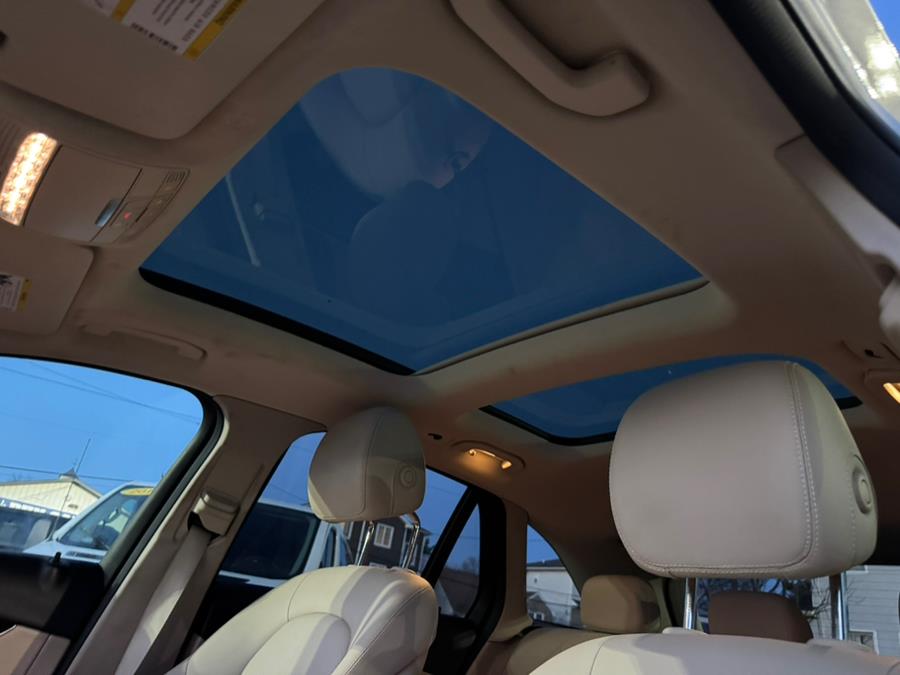 2020 Mercedes-Benz GLC GLC 300 4MATIC SUV, available for sale in Linden, New Jersey | Champion Used Auto Sales. Linden, New Jersey 2020 Mercedes-Benz GLC GLC 300 4MATIC SUV, available for sale in Linden, New Jersey | Champion Used Auto Sales. Linden, New Jersey