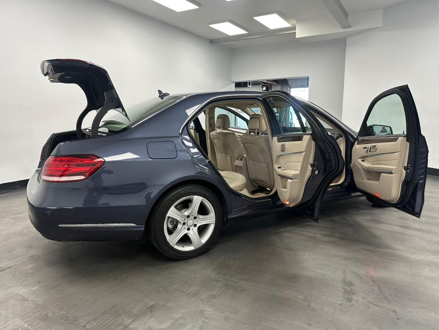 2016 Mercedes-Benz E-Class 4dr Sdn E 350 Luxury 4MATIC, available for sale in Elizabeth, New Jersey | M Auto Group. Elizabeth, New Jersey 2016 Mercedes-Benz E-Class 4dr Sdn E 350 Luxury 4MATIC, available for sale in Elizabeth, New Jersey | M Auto Group. Elizabeth, New Jersey