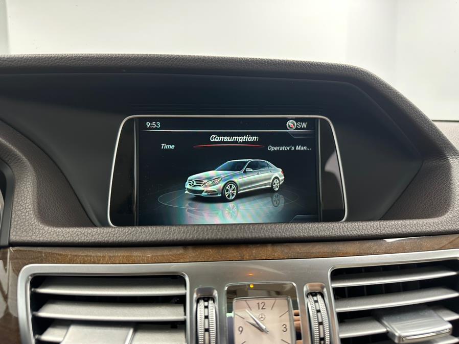 2016 Mercedes-Benz E-Class 4dr Sdn E 350 Luxury 4MATIC, available for sale in Elizabeth, New Jersey | M Auto Group. Elizabeth, New Jersey 2016 Mercedes-Benz E-Class 4dr Sdn E 350 Luxury 4MATIC, available for sale in Elizabeth, New Jersey | M Auto Group. Elizabeth, New Jersey