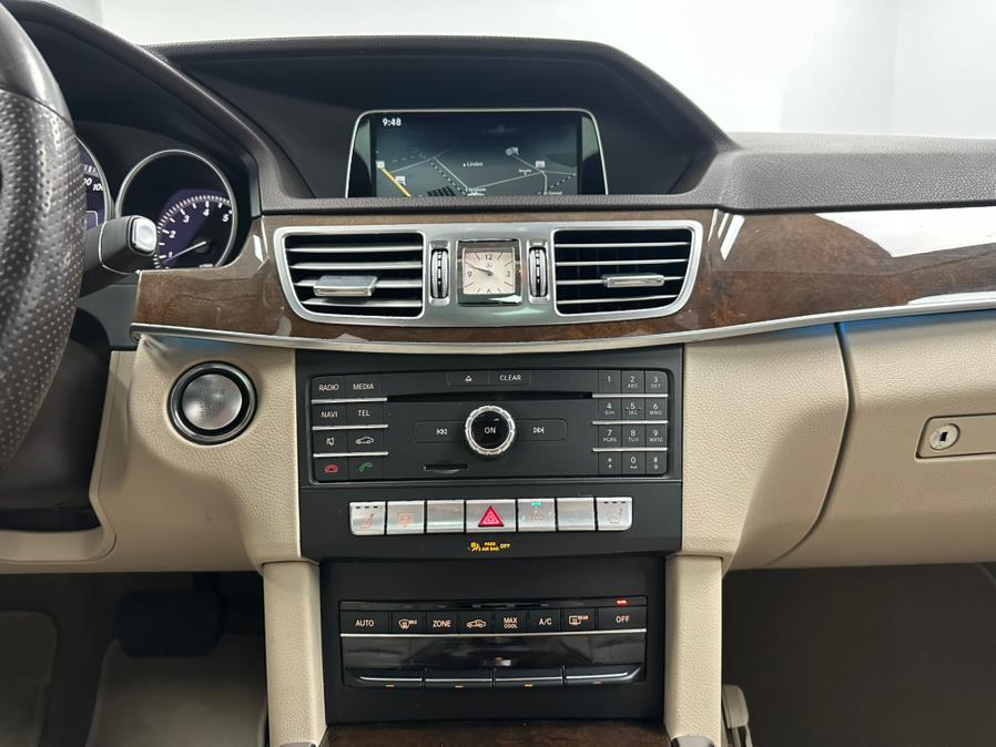 2016 Mercedes-Benz E-Class 4dr Sdn E 350 Luxury 4MATIC, available for sale in Elizabeth, New Jersey | M Auto Group. Elizabeth, New Jersey 2016 Mercedes-Benz E-Class 4dr Sdn E 350 Luxury 4MATIC, available for sale in Elizabeth, New Jersey | M Auto Group. Elizabeth, New Jersey