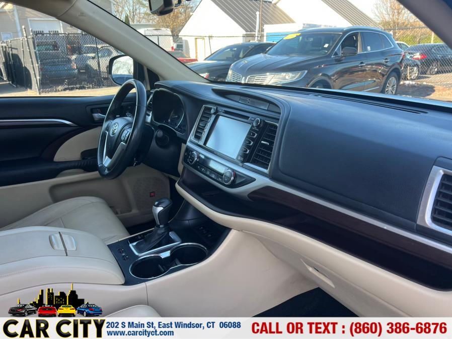 2014 Toyota Highlander Hybrid AWD 4dr Limited (Natl), available for sale in East Windsor, Connecticut | Car City LLC. East Windsor, Connecticut 2014 Toyota Highlander Hybrid AWD 4dr Limited (Natl), available for sale in East Windsor, Connecticut | Car City LLC. East Windsor, Connecticut