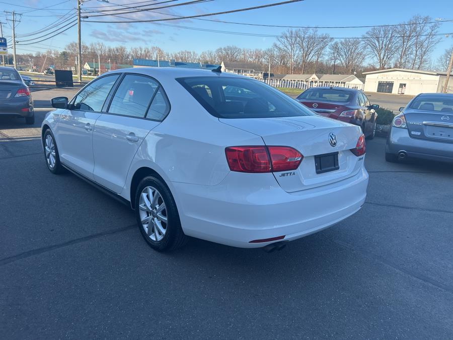 2011 Volkswagen Jetta Sedan 4dr Auto SE w/Convenience & Sunroof PZEV, available for sale in South Windsor , Connecticut | Ful-line Auto LLC. South Windsor , Connecticut 2011 Volkswagen Jetta Sedan 4dr Auto SE w/Convenience & Sunroof PZEV, available for sale in South Windsor , Connecticut | Ful-line Auto LLC. South Windsor , Connecticut