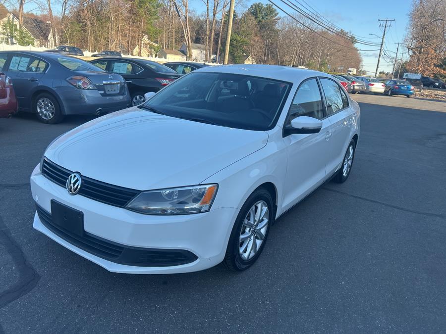 2011 Volkswagen Jetta Sedan 4dr Auto SE w/Convenience & Sunroof PZEV, available for sale in South Windsor , Connecticut | Ful-line Auto LLC. South Windsor , Connecticut 2011 Volkswagen Jetta Sedan 4dr Auto SE w/Convenience & Sunroof PZEV, available for sale in South Windsor , Connecticut | Ful-line Auto LLC. South Windsor , Connecticut