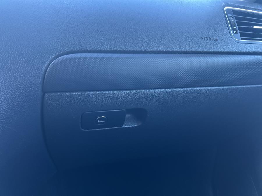 2011 Volkswagen Jetta Sedan 4dr Auto SE w/Convenience & Sunroof PZEV, available for sale in South Windsor , Connecticut | Ful-line Auto LLC. South Windsor , Connecticut 2011 Volkswagen Jetta Sedan 4dr Auto SE w/Convenience & Sunroof PZEV, available for sale in South Windsor , Connecticut | Ful-line Auto LLC. South Windsor , Connecticut