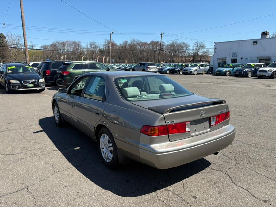 2001 Toyota Camry 4dr Sdn LE Auto (Natl), available for sale in East Windsor, Connecticut | CT Car Co LLC. East Windsor, Connecticut 2001 Toyota Camry 4dr Sdn LE Auto (Natl), available for sale in East Windsor, Connecticut | CT Car Co LLC. East Windsor, Connecticut