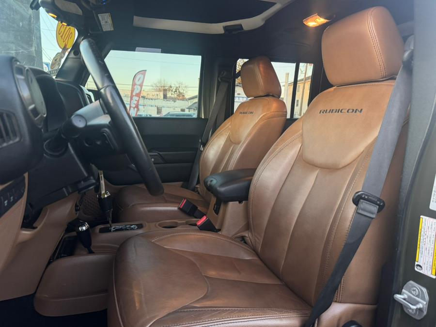 2015 Jeep Wrangler Unlimited 4WD 4dr Rubicon, available for sale in Linden, New Jersey | Champion Auto Sales. Linden, New Jersey 2015 Jeep Wrangler Unlimited 4WD 4dr Rubicon, available for sale in Linden, New Jersey | Champion Auto Sales. Linden, New Jersey