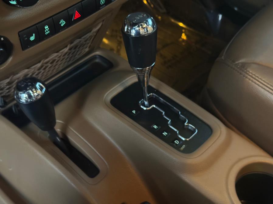 2015 Jeep Wrangler Unlimited 4WD 4dr Rubicon, available for sale in Linden, New Jersey | Champion Auto Sales. Linden, New Jersey 2015 Jeep Wrangler Unlimited 4WD 4dr Rubicon, available for sale in Linden, New Jersey | Champion Auto Sales. Linden, New Jersey