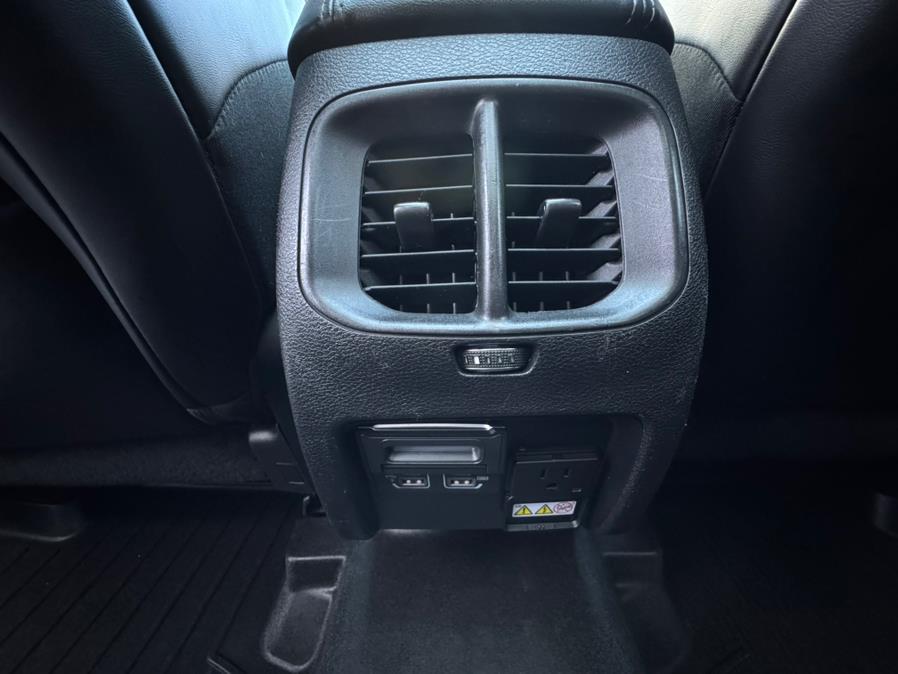 2019 Jeep Cherokee Limited 4x4, available for sale in Irvington, New Jersey | Elis Motors Corp. Irvington, New Jersey 2019 Jeep Cherokee Limited 4x4, available for sale in Irvington, New Jersey | Elis Motors Corp. Irvington, New Jersey