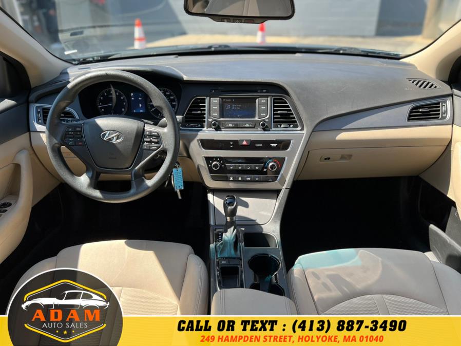 2015 Hyundai Sonata 4dr Sdn 2.4L SE PZEV, available for sale in Holyoke, Massachusetts | Adam Auto Sales. Holyoke, Massachusetts 2015 Hyundai Sonata 4dr Sdn 2.4L SE PZEV, available for sale in Holyoke, Massachusetts | Adam Auto Sales. Holyoke, Massachusetts
