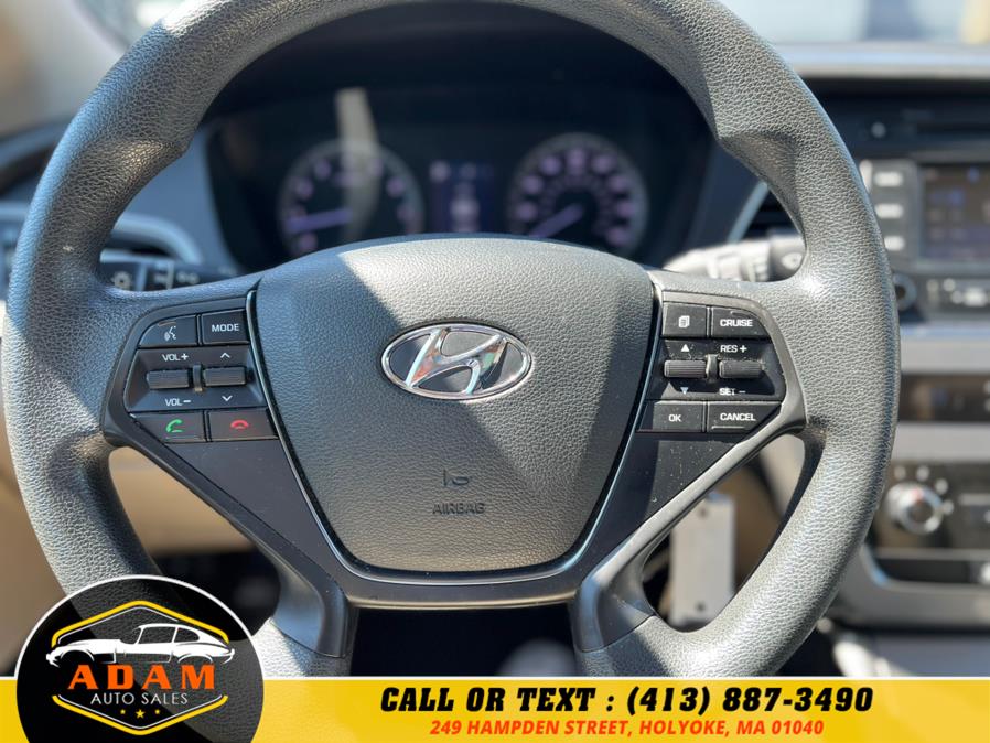 2015 Hyundai Sonata 4dr Sdn 2.4L SE PZEV, available for sale in Holyoke, Massachusetts | Adam Auto Sales. Holyoke, Massachusetts 2015 Hyundai Sonata 4dr Sdn 2.4L SE PZEV, available for sale in Holyoke, Massachusetts | Adam Auto Sales. Holyoke, Massachusetts