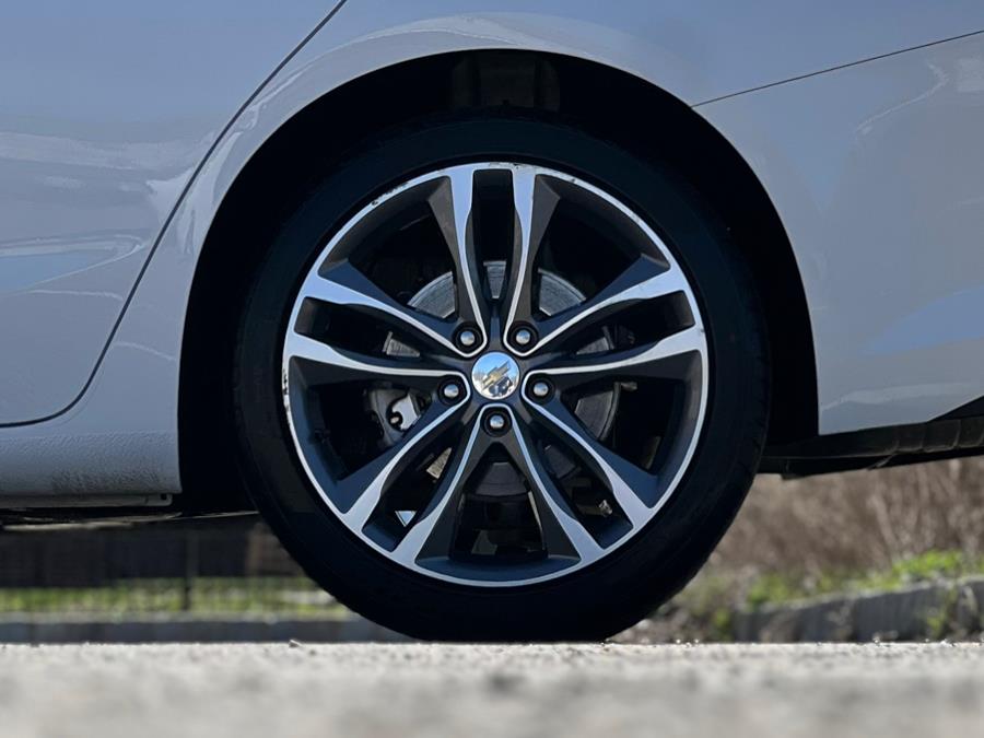 2023 Chevrolet Malibu 4dr Sdn 1LT, available for sale in Paterson, New Jersey | Speedway Motors LLC. Paterson, New Jersey 2023 Chevrolet Malibu 4dr Sdn 1LT, available for sale in Paterson, New Jersey | Speedway Motors LLC. Paterson, New Jersey