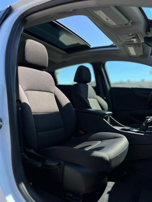 2023 Chevrolet Malibu 4dr Sdn 1LT, available for sale in Paterson, New Jersey | Speedway Motors LLC. Paterson, New Jersey 2023 Chevrolet Malibu 4dr Sdn 1LT, available for sale in Paterson, New Jersey | Speedway Motors LLC. Paterson, New Jersey