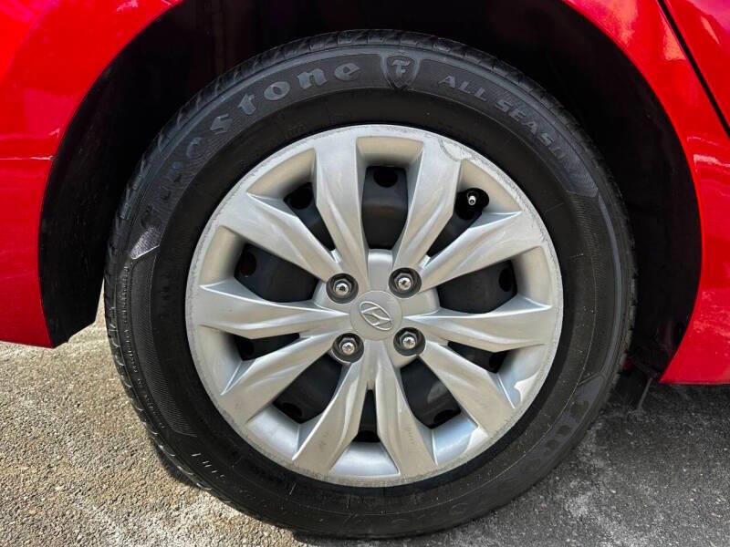 2020 Hyundai Accent SE 4dr Sedan CVT, available for sale in Hempstead, New York | VIP Auto Credit Express. Hempstead, New York 2020 Hyundai Accent SE 4dr Sedan CVT, available for sale in Hempstead, New York | VIP Auto Credit Express. Hempstead, New York