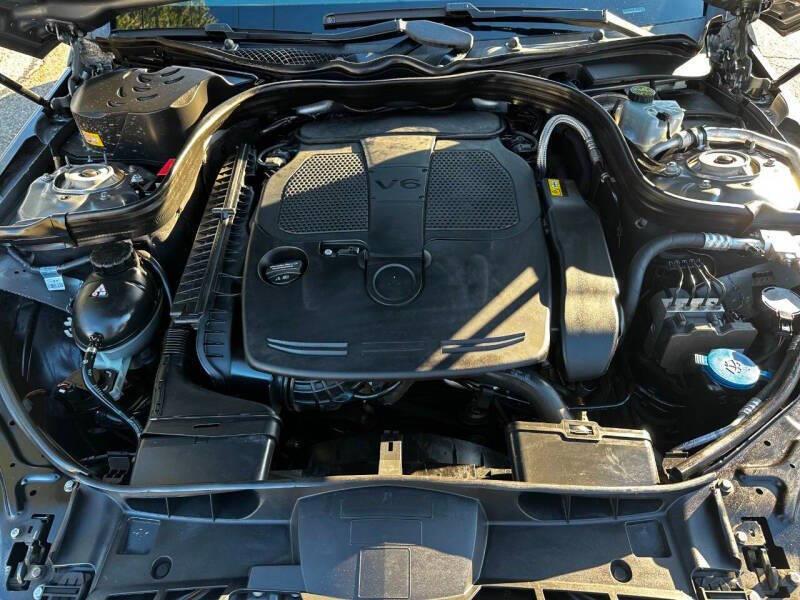 2015 Mercedes-benz E-class E 350 4dr Sedan, available for sale in Hempstead, New York | VIP Auto Credit Express. Hempstead, New York 2015 Mercedes-benz E-class E 350 4dr Sedan, available for sale in Hempstead, New York | VIP Auto Credit Express. Hempstead, New York