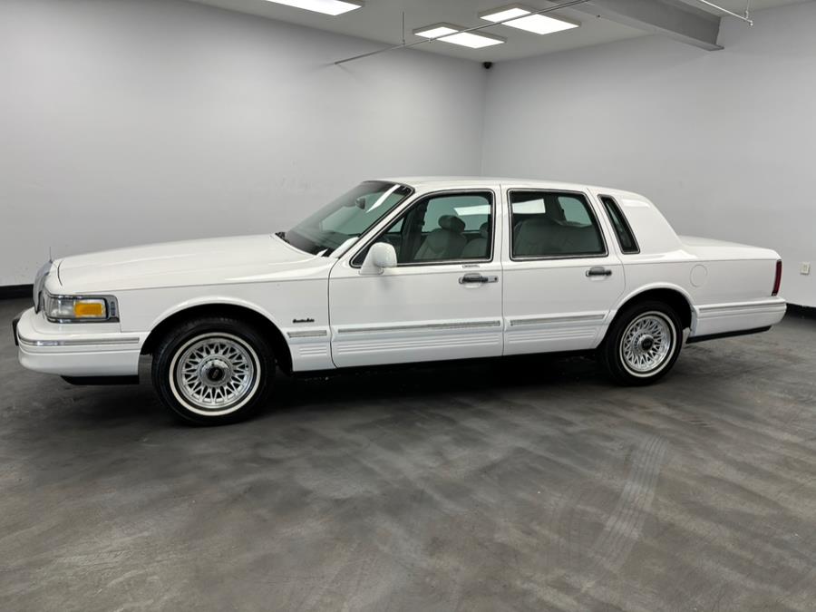 1997 Lincoln Town Car 4dr Sdn Executive, available for sale in Elizabeth, New Jersey | Dream Auto Group. Elizabeth, New Jersey 1997 Lincoln Town Car 4dr Sdn Executive, available for sale in Elizabeth, New Jersey | Dream Auto Group. Elizabeth, New Jersey