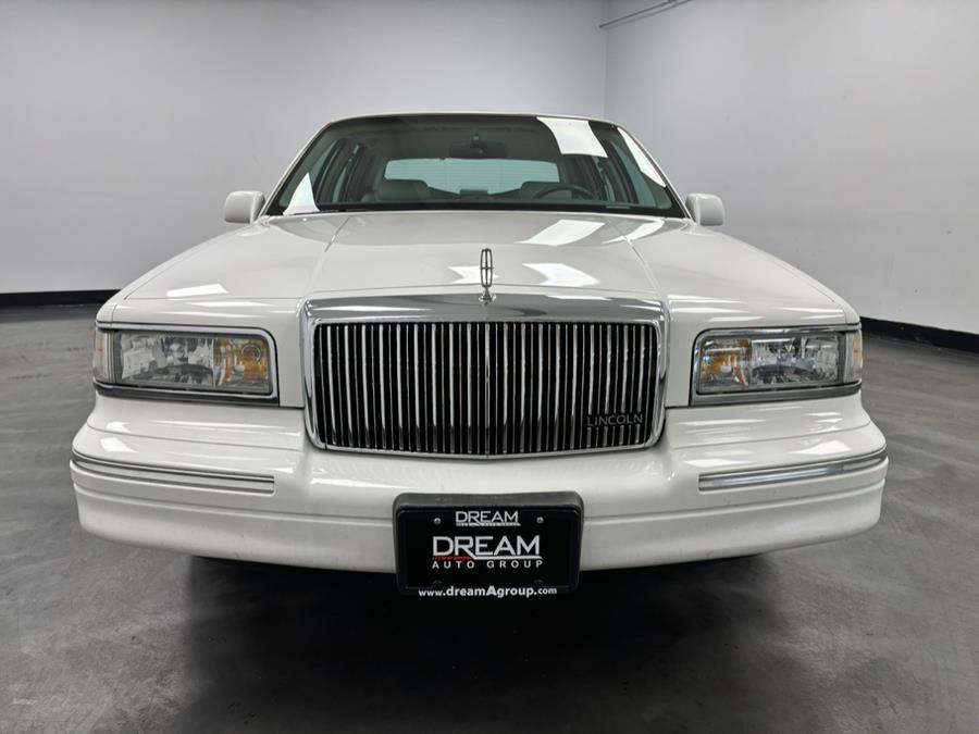 1997 Lincoln Town Car 4dr Sdn Executive, available for sale in Elizabeth, New Jersey | Dream Auto Group. Elizabeth, New Jersey 1997 Lincoln Town Car 4dr Sdn Executive, available for sale in Elizabeth, New Jersey | Dream Auto Group. Elizabeth, New Jersey
