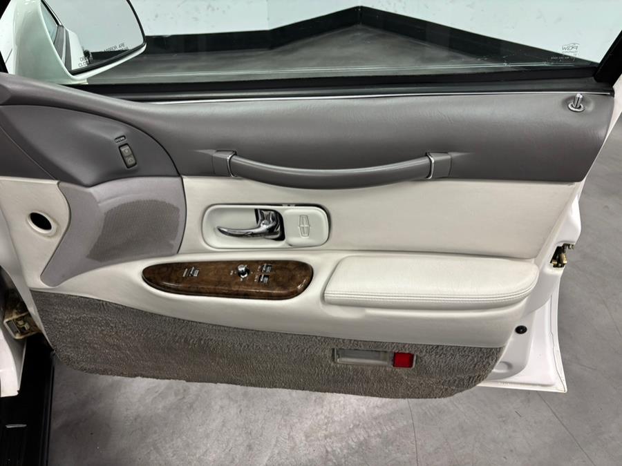 1997 Lincoln Town Car 4dr Sdn Executive, available for sale in Elizabeth, New Jersey | Dream Auto Group. Elizabeth, New Jersey 1997 Lincoln Town Car 4dr Sdn Executive, available for sale in Elizabeth, New Jersey | Dream Auto Group. Elizabeth, New Jersey