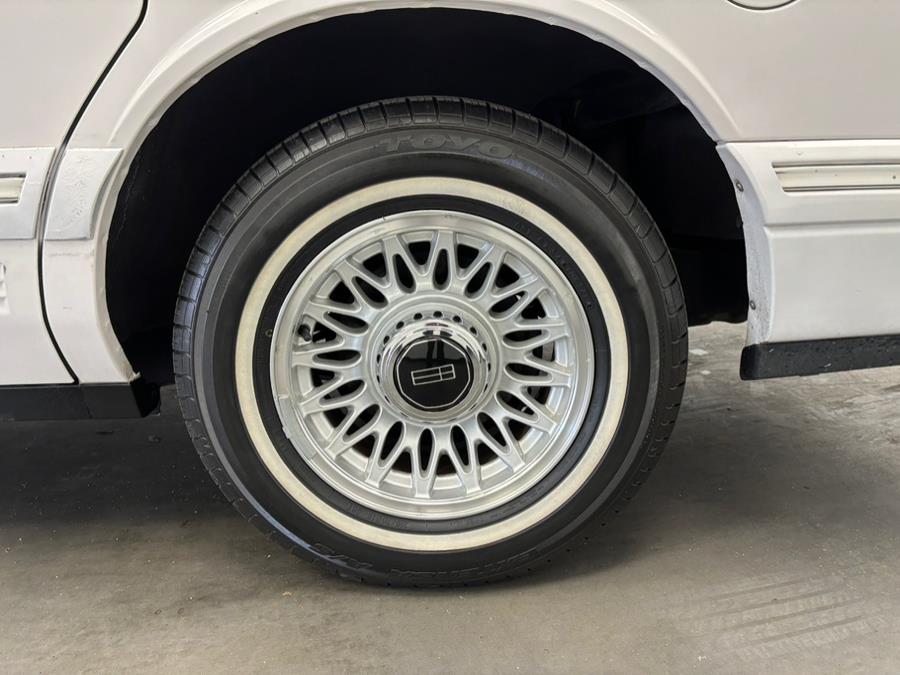1997 Lincoln Town Car 4dr Sdn Executive, available for sale in Elizabeth, New Jersey | Dream Auto Group. Elizabeth, New Jersey 1997 Lincoln Town Car 4dr Sdn Executive, available for sale in Elizabeth, New Jersey | Dream Auto Group. Elizabeth, New Jersey