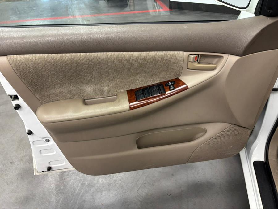 2004 Toyota Corolla 4dr Sdn LE Auto, available for sale in Elizabeth, New Jersey | Dream Auto Group. Elizabeth, New Jersey 2004 Toyota Corolla 4dr Sdn LE Auto, available for sale in Elizabeth, New Jersey | Dream Auto Group. Elizabeth, New Jersey