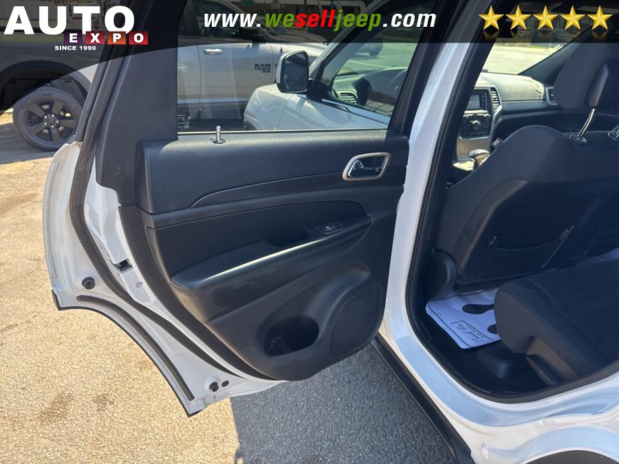 2015 Jeep Grand Cherokee 4WD 4dr Altitude, available for sale in Huntington, New York | Auto Expo. Huntington, New York 2015 Jeep Grand Cherokee 4WD 4dr Altitude, available for sale in Huntington, New York | Auto Expo. Huntington, New York
