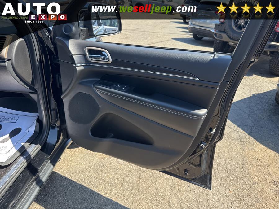 2017 Jeep Grand Cherokee Limited 4x4, available for sale in Huntington, New York | Auto Expo. Huntington, New York 2017 Jeep Grand Cherokee Limited 4x4, available for sale in Huntington, New York | Auto Expo. Huntington, New York
