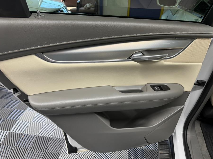 2017 Cadillac XT5 AWD 4dr Luxury, available for sale in West Babylon , New York | MP Motors Inc. West Babylon , New York 2017 Cadillac XT5 AWD 4dr Luxury, available for sale in West Babylon , New York | MP Motors Inc. West Babylon , New York