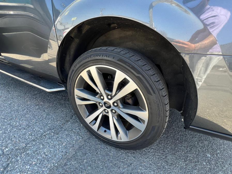 2020 Ford Expedition Max XLT 4x4, available for sale in Lodi, New Jersey | Route 46 Auto Sales Inc. Lodi, New Jersey 2020 Ford Expedition Max XLT 4x4, available for sale in Lodi, New Jersey | Route 46 Auto Sales Inc. Lodi, New Jersey