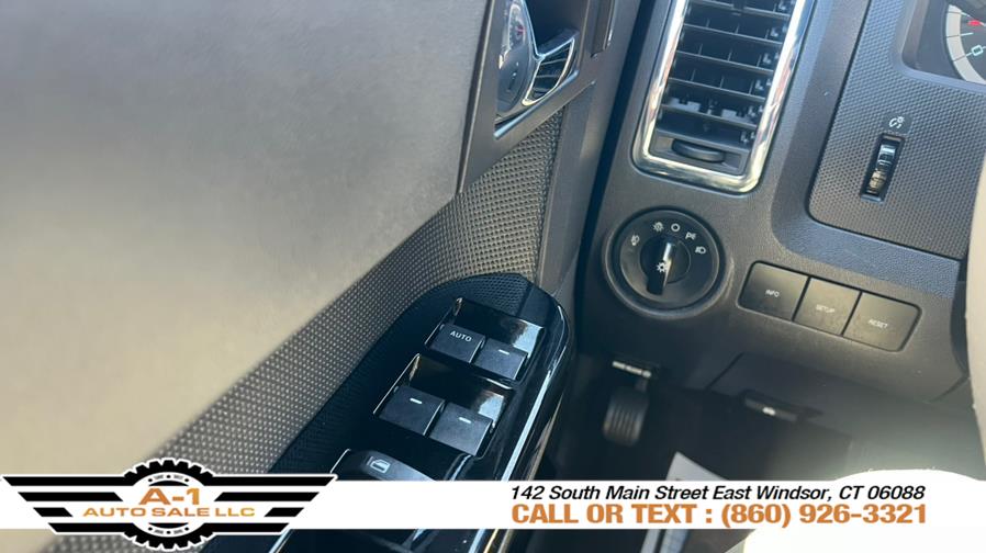 2011 Ford Escape 4WD 4dr Limited, available for sale in East Windsor, Connecticut | A1 Auto Sale LLC. East Windsor, Connecticut 2011 Ford Escape 4WD 4dr Limited, available for sale in East Windsor, Connecticut | A1 Auto Sale LLC. East Windsor, Connecticut