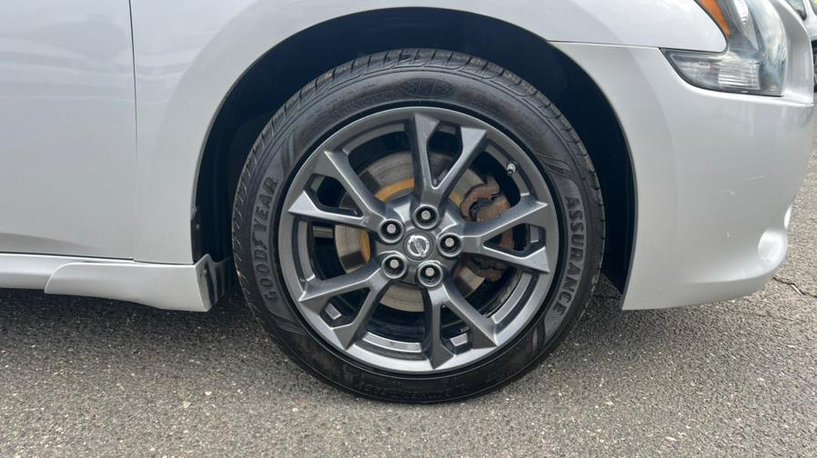 2012 Nissan Maxima 4dr Sdn V6 CVT 3.5 SV w/Premium Pkg, available for sale in East Windsor, Connecticut | A1 Auto Sale LLC. East Windsor, Connecticut 2012 Nissan Maxima 4dr Sdn V6 CVT 3.5 SV w/Premium Pkg, available for sale in East Windsor, Connecticut | A1 Auto Sale LLC. East Windsor, Connecticut