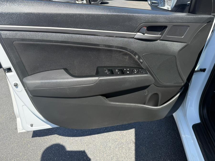 2018 Hyundai Elantra SEL 2.0L Auto (Alabama), available for sale in Revere, Massachusetts | Wonderland Auto. Revere, Massachusetts 2018 Hyundai Elantra SEL 2.0L Auto (Alabama), available for sale in Revere, Massachusetts | Wonderland Auto. Revere, Massachusetts