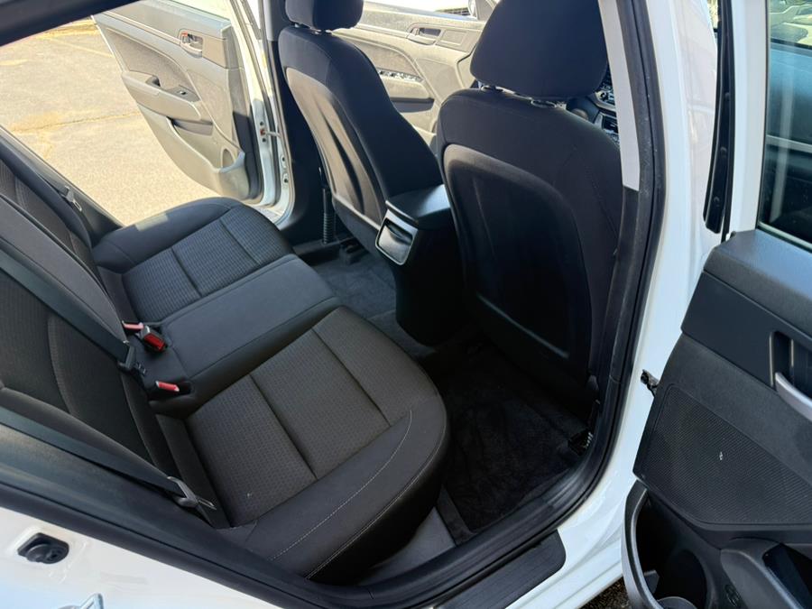 2018 Hyundai Elantra SEL 2.0L Auto (Alabama), available for sale in Revere, Massachusetts | Wonderland Auto. Revere, Massachusetts 2018 Hyundai Elantra SEL 2.0L Auto (Alabama), available for sale in Revere, Massachusetts | Wonderland Auto. Revere, Massachusetts