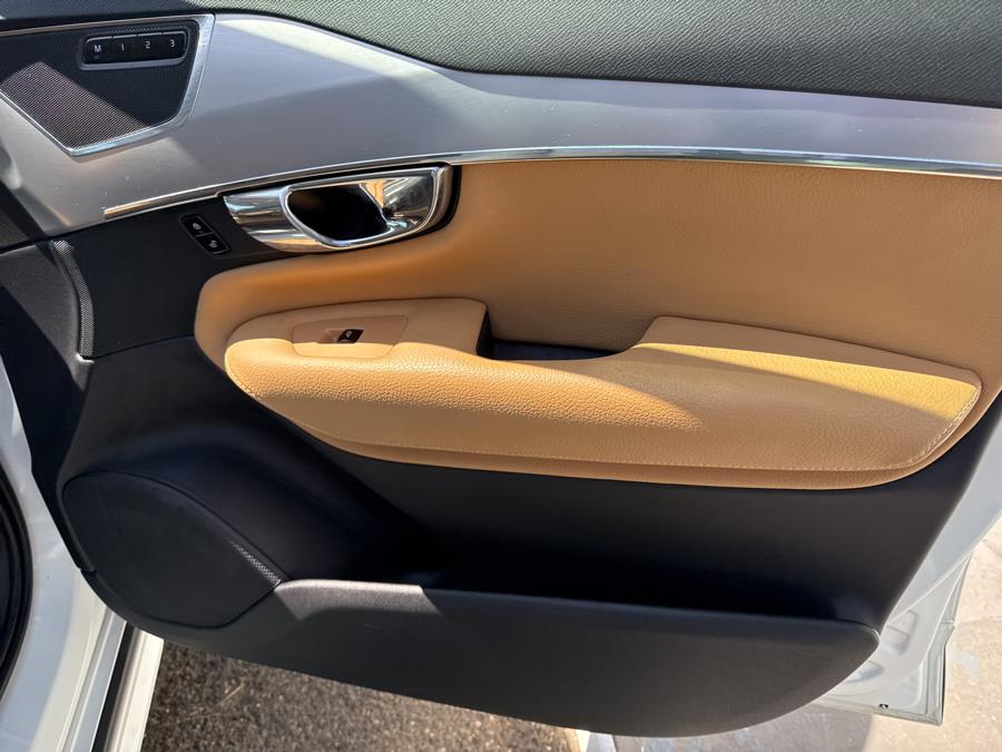 2016 VOLVO HYBRID MOMENTUM XC90 T8 Hybrid AWD 4dr T8 Momentum, available for sale in Milford, Connecticut | Superior Motors LLC. Milford, Connecticut 2016 VOLVO HYBRID MOMENTUM XC90 T8 Hybrid AWD 4dr T8 Momentum, available for sale in Milford, Connecticut | Superior Motors LLC. Milford, Connecticut