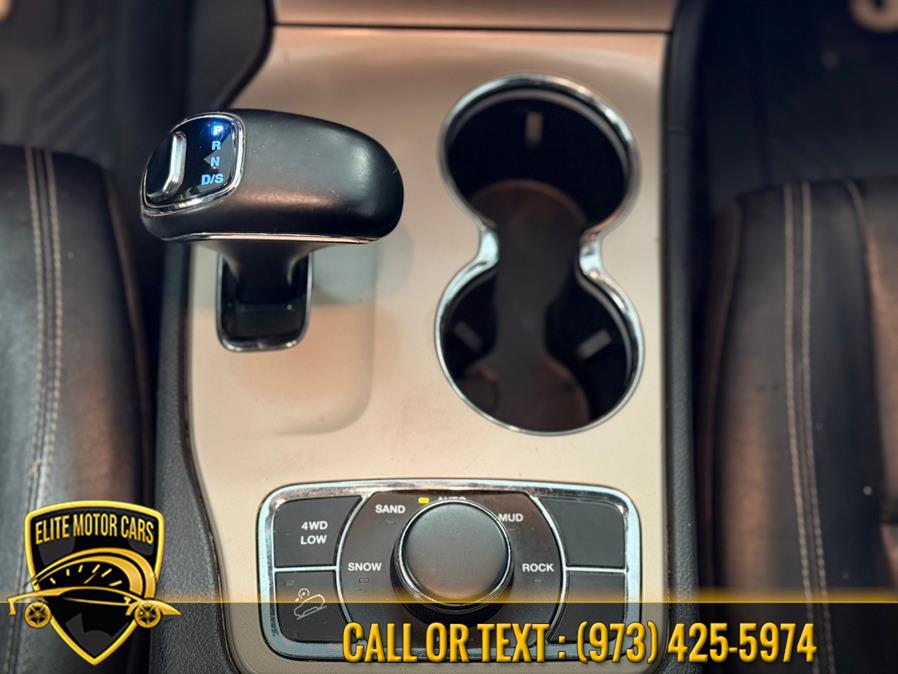 2015 Jeep Grand Cherokee 4WD 4dr Limited, available for sale in Newark, New Jersey | Elite Motor Cars. Newark, New Jersey 2015 Jeep Grand Cherokee 4WD 4dr Limited, available for sale in Newark, New Jersey | Elite Motor Cars. Newark, New Jersey