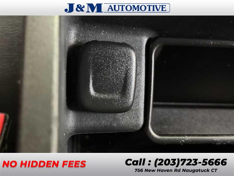 2016 GMC Sierra 2500hd Denali, available for sale in Naugatuck, Connecticut | J&M Automotive Sls&Svc LLC. Naugatuck, Connecticut 2016 GMC Sierra 2500hd Denali, available for sale in Naugatuck, Connecticut | J&M Automotive Sls&Svc LLC. Naugatuck, Connecticut
