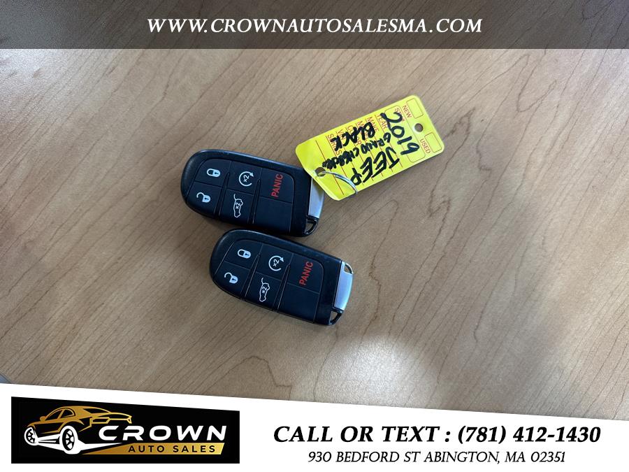 2019 Jeep Grand Cherokee Limited 4x4, available for sale in Abington, Massachusetts | Crown Auto Sales. Abington, Massachusetts 2019 Jeep Grand Cherokee Limited 4x4, available for sale in Abington, Massachusetts | Crown Auto Sales. Abington, Massachusetts