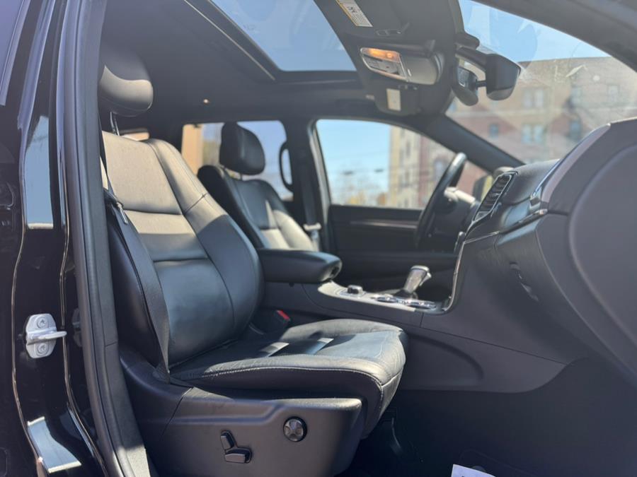 2020 Jeep Grand Cherokee Limited 4x4, available for sale in Irvington, New Jersey | RT 603 Auto Mall. Irvington, New Jersey 2020 Jeep Grand Cherokee Limited 4x4, available for sale in Irvington, New Jersey | RT 603 Auto Mall. Irvington, New Jersey