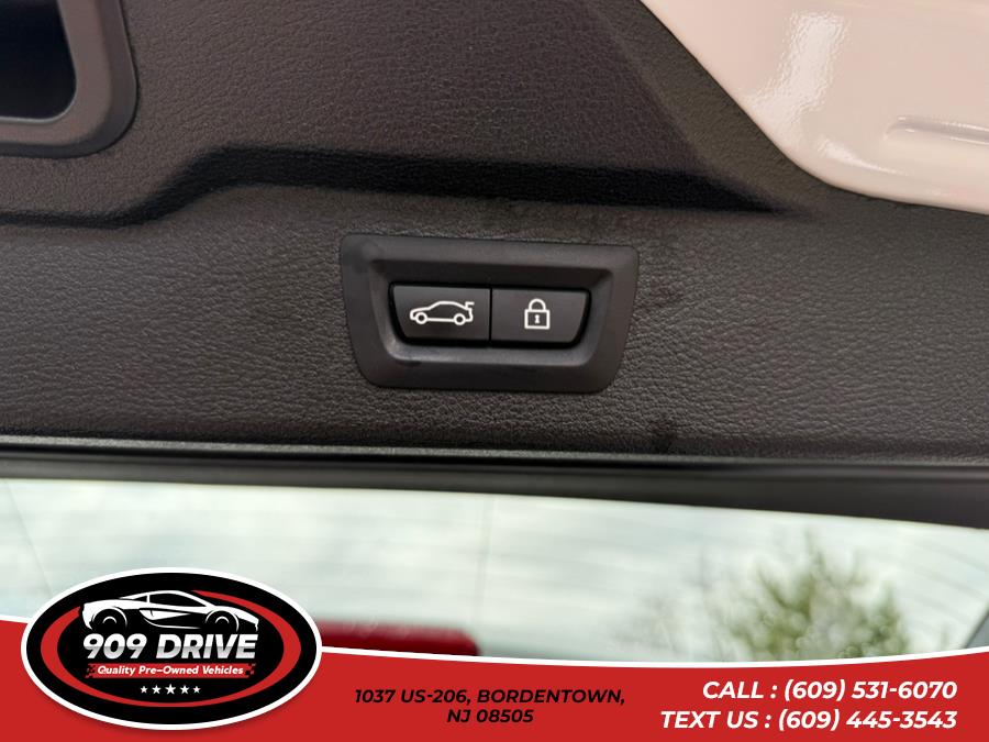 2018 BMW X5 Edrive xDrive40e iPerformance, available for sale in BORDENTOWN, New Jersey | 909 Drive. BORDENTOWN, New Jersey 2018 BMW X5 Edrive xDrive40e iPerformance, available for sale in BORDENTOWN, New Jersey | 909 Drive. BORDENTOWN, New Jersey