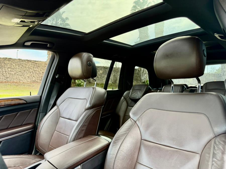 2014 Mercedes-Benz GL-Class 4MATIC 4dr GL450, available for sale in Tarzana, California | Ivanna Auto. Tarzana, California 2014 Mercedes-Benz GL-Class 4MATIC 4dr GL450, available for sale in Tarzana, California | Ivanna Auto. Tarzana, California