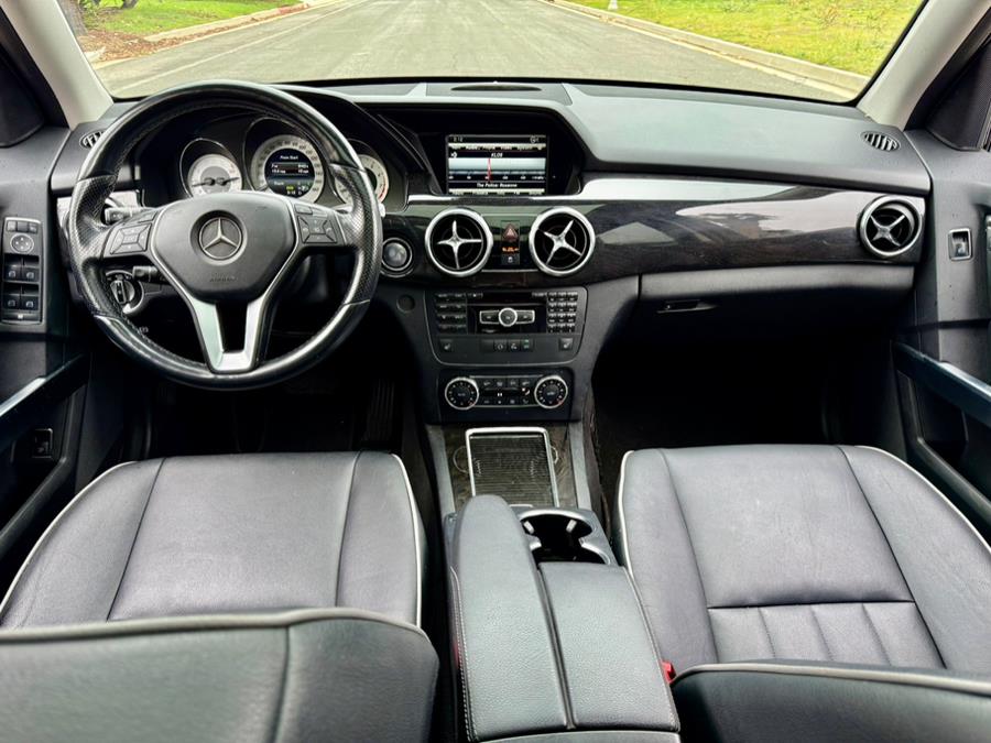 2014 Mercedes-Benz GLK-Class 4MATIC 4dr GLK350, available for sale in Tarzana, California | Ivanna Auto. Tarzana, California 2014 Mercedes-Benz GLK-Class 4MATIC 4dr GLK350, available for sale in Tarzana, California | Ivanna Auto. Tarzana, California