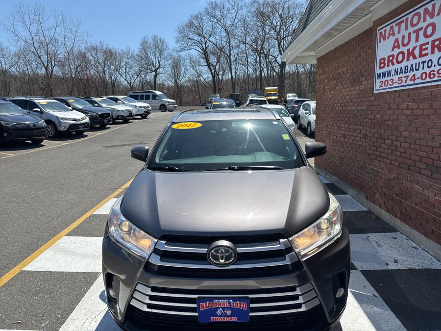 2017 Toyota Highlander XLE V6 AWD, available for sale in Waterbury, Connecticut | National Auto Brokers, Inc.. Waterbury, Connecticut 2017 Toyota Highlander XLE V6 AWD, available for sale in Waterbury, Connecticut | National Auto Brokers, Inc.. Waterbury, Connecticut