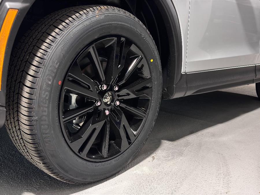 2025 Mitsubishi Eclipse Cross LE, available for sale in Woodside, New York | Drive Central. Woodside, New York 2025 Mitsubishi Eclipse Cross LE, available for sale in Woodside, New York | Drive Central. Woodside, New York