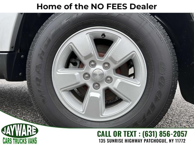 2011 Jeep Liberty 4WD 4dr Sport, available for sale in Patchogue, New York | Jayware Cars Trucks Vans. Patchogue, New York 2011 Jeep Liberty 4WD 4dr Sport, available for sale in Patchogue, New York | Jayware Cars Trucks Vans. Patchogue, New York